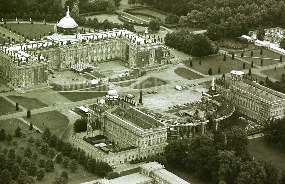 Neues Palais, Potsdam von oben - 27.06.1993 Neues Palais, Potsdam