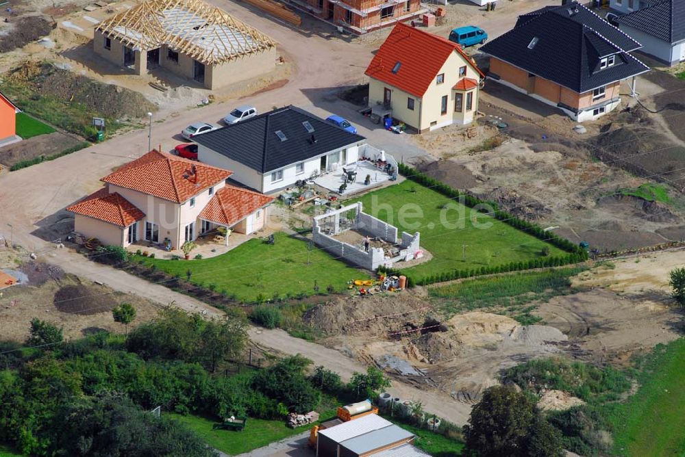 Luftbild Magdeburg - Neugebaute Einfamilienhäuser am Holzweg in Magdeburg-Nordwest