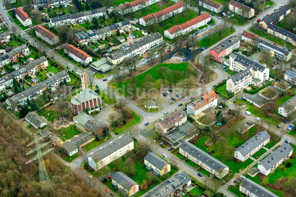 Duisburg von oben - Neugestaltung der Parkanlage des kleinen Karl-Harzig-Park in Duisburg im Bundesland Nordrhein-Westfalen