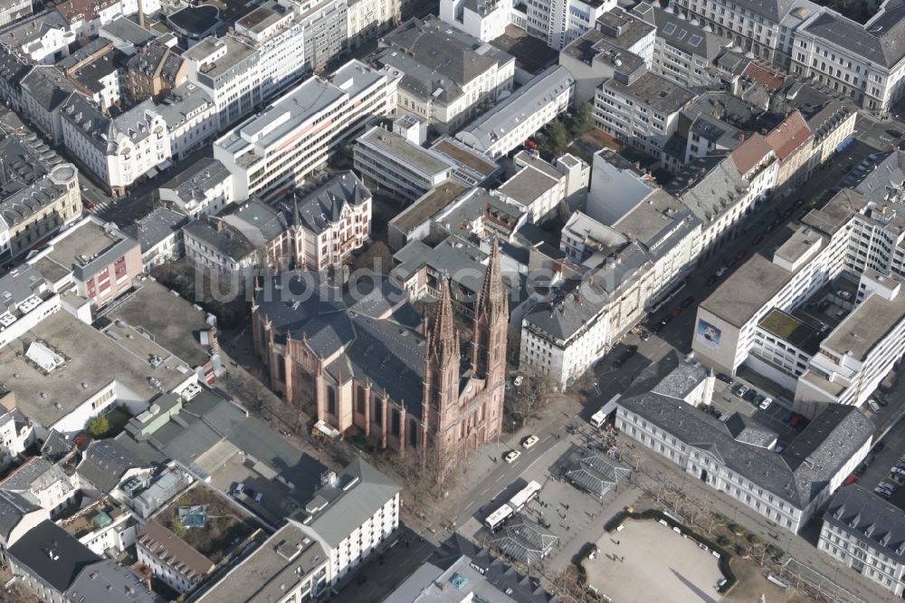 Luftbild Wiesbaden - Neugotische Marktkirche in Wiesbaden in Hessen