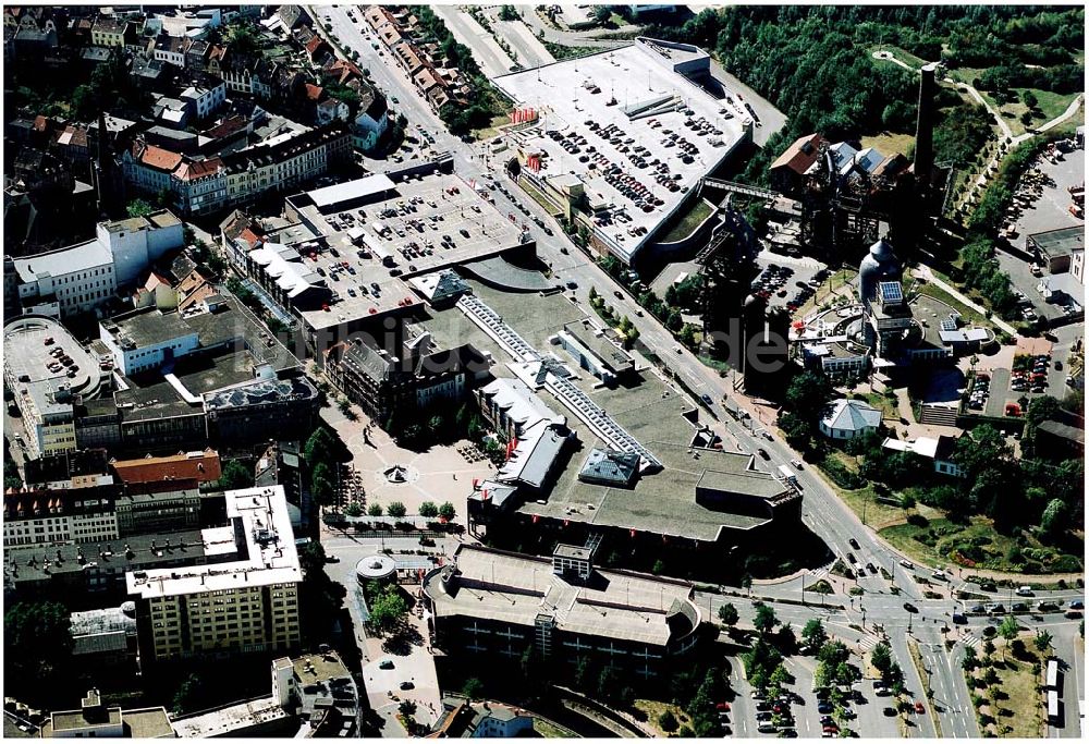 Neunkirchen Saarland Aus Der Vogelperspektive Neunkirchen Saarland Blick Auf Das Saarpark Center Ece Center Neben Dem Alten Huttenareal Ehemaliges Industriegebiet Mit Dem Denkmalgeschutztzen Wassertum Das Zu Einem Kommunikationszentrum