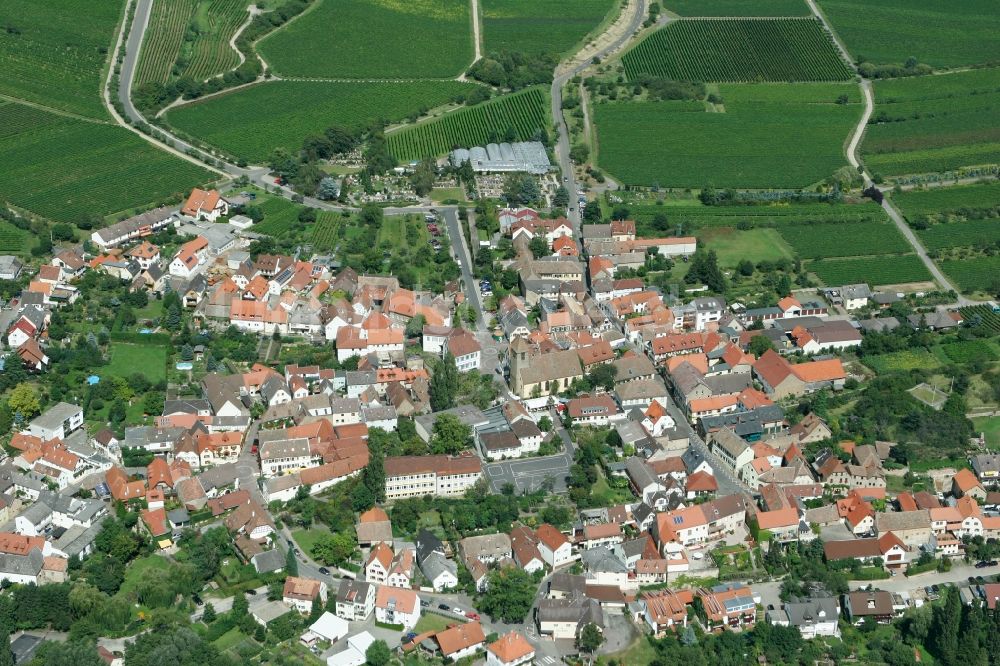 Gimmeldingen von oben - Neustadt an der Weinstraße OT Gimmeldingen im Bundesland Rheinland-Pfalz