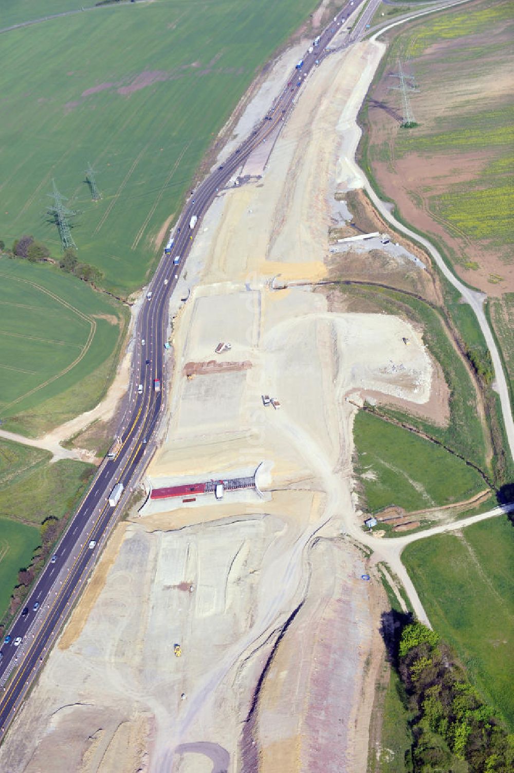 Magdala von oben - Neutrassierung / Verlegung der Bundesautobahn BAB A4 bei Magdala in Thüringen