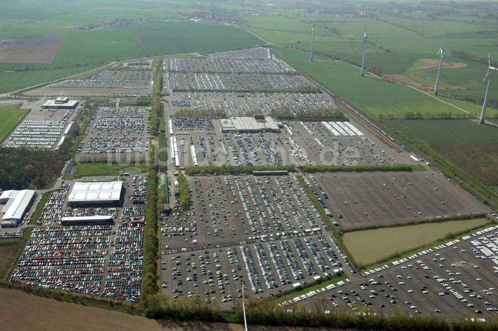 Luftbild ETZIN - Neuwagenhalden auf dem Gelände der MOSOLF - Autoservice GmbH in Etzin