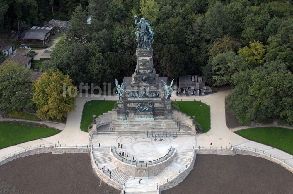 Rüdesheim am Rhein von oben - Niederwalddenkmal von Rüdeheim am Rhein in Hessen