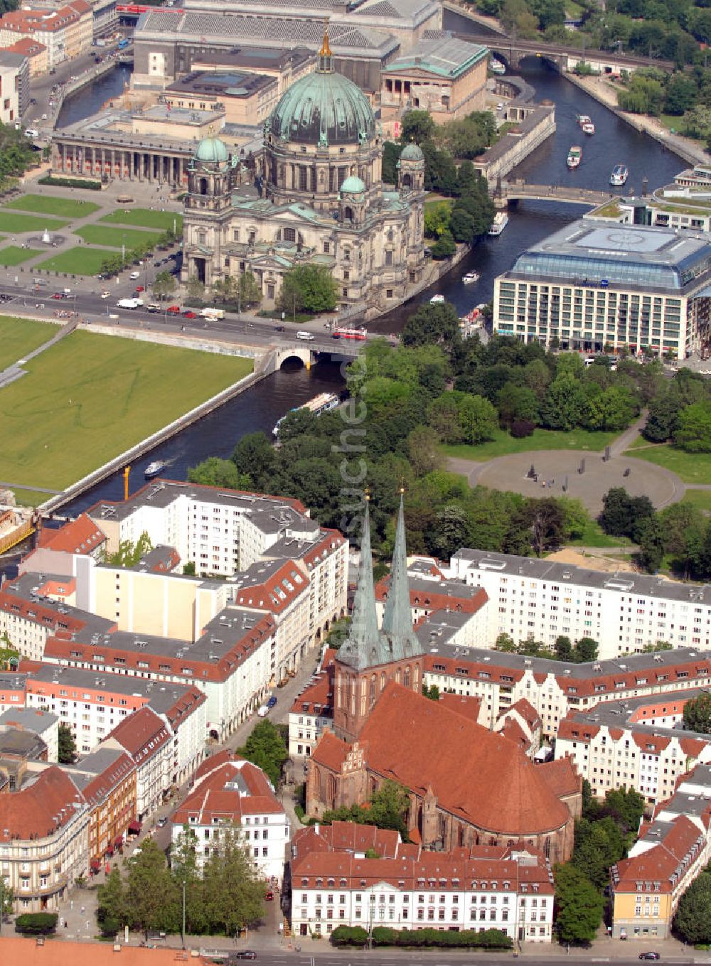 Berlin aus der Vogelperspektive: Nikolaiviertel Berlin-Mitte