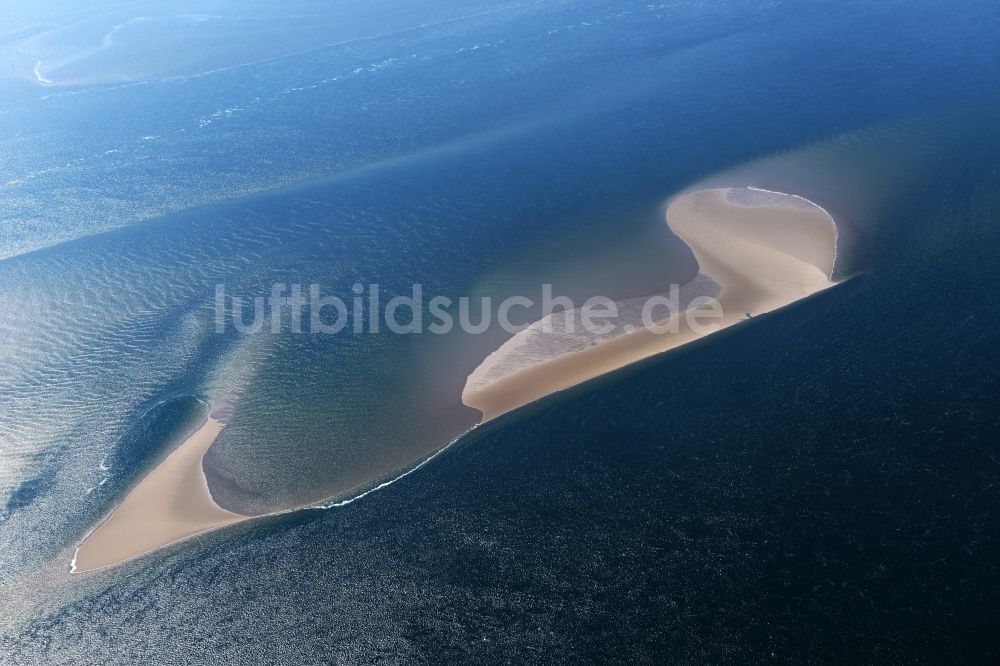 Luftbild Hooge - Norderoogsand in der Meeres- Wasseroberfläche der Nordsee in Hooge im Bundesland Schleswig-Holstein