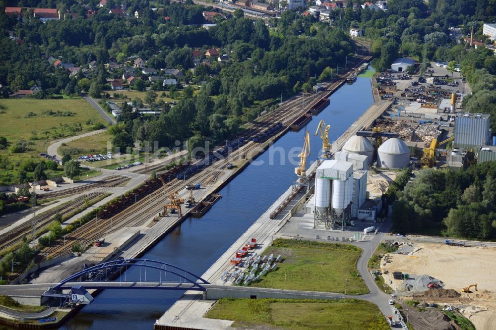 Königs Wusterhausen aus der Vogelperspektive: Nordhafen am Nottekanal in Königs Wusterhausen im Bundesland Brandenburg