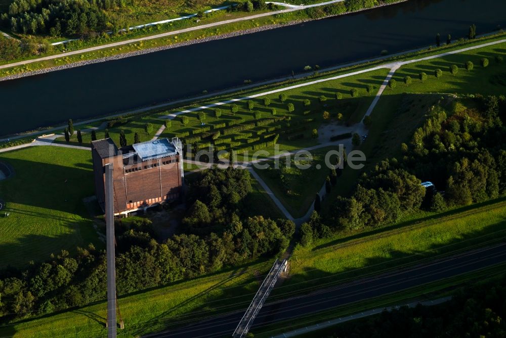 Gelsenkirchen aus der Vogelperspektive: Nordsternpark in Gelsenkirchen im Bundesland Nordrhein-Westfalen NRW