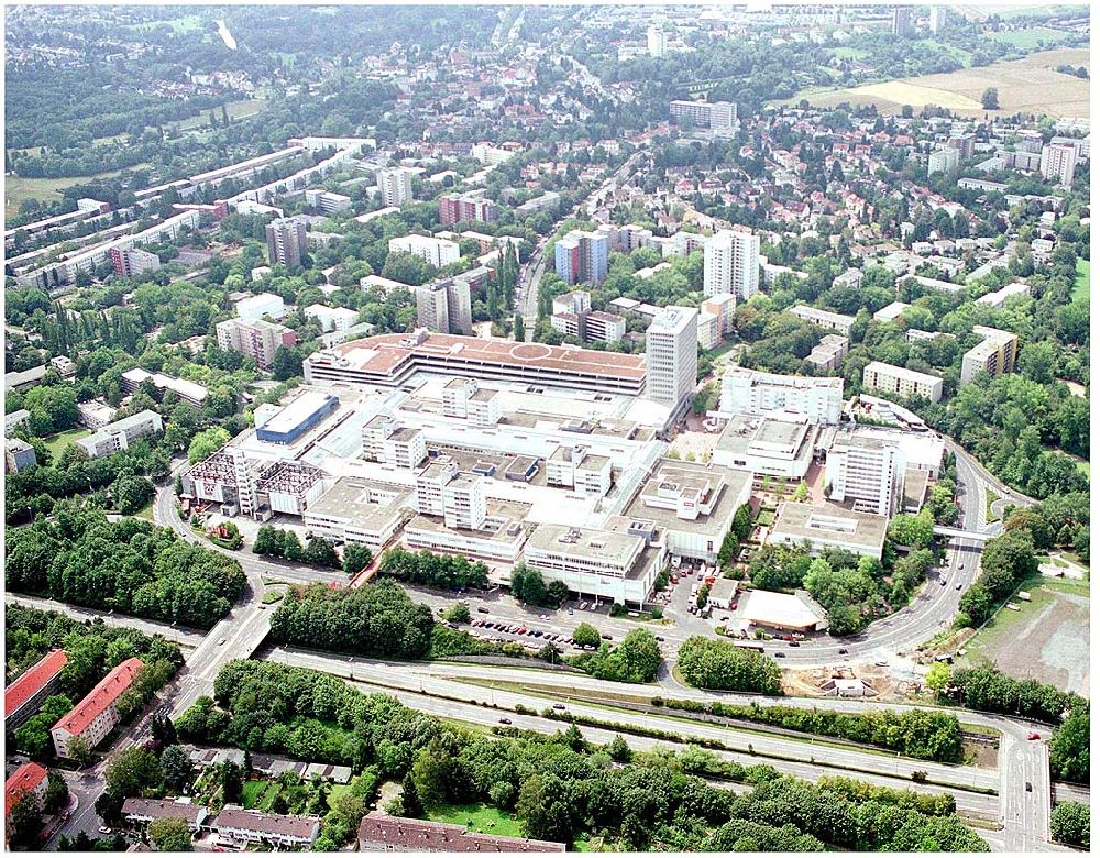 Frankfurt am Main aus der Vogelperspektive: NordWestZentrum in Frankfurtbam Main