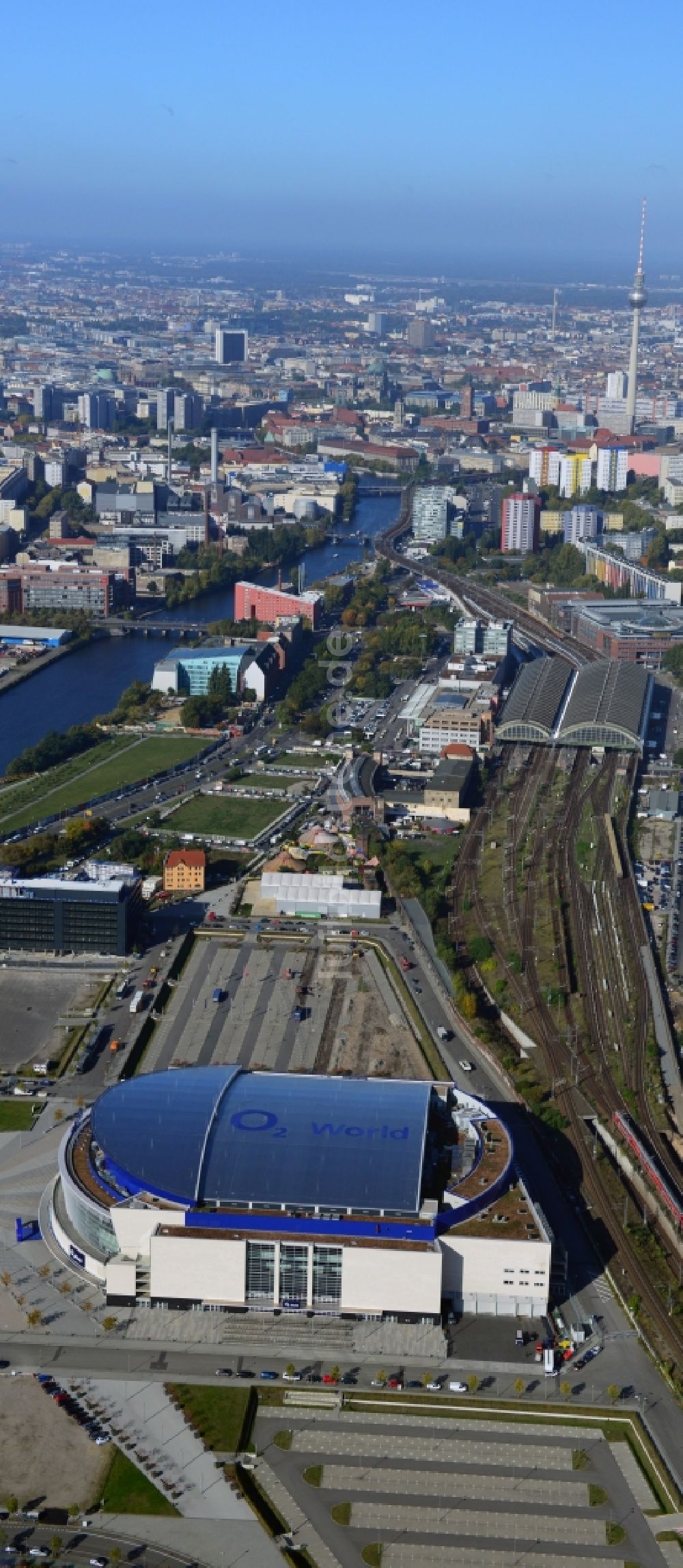 Berlin von oben - O2- Arena in Berlin- Friedrichshain