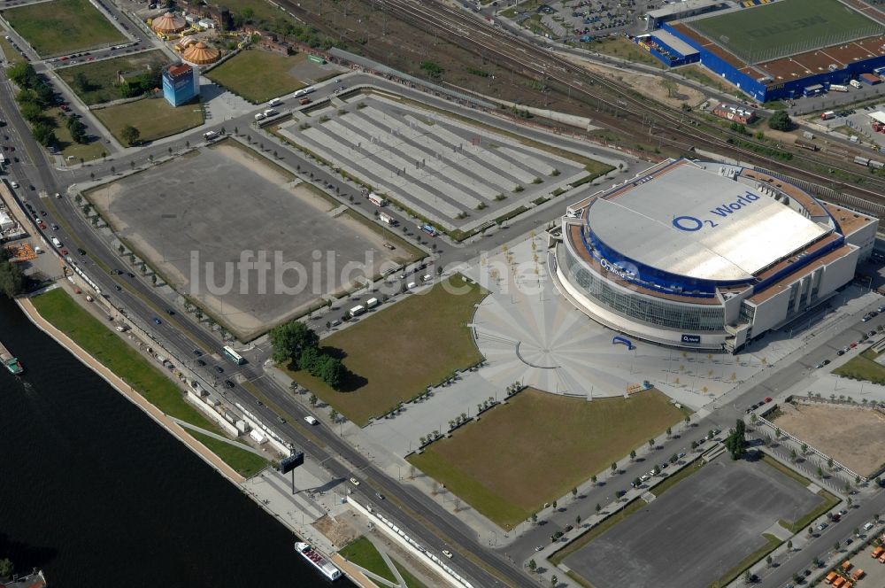 Luftaufnahme Berlin - O2- Arena in Berlin - Friedrichshain