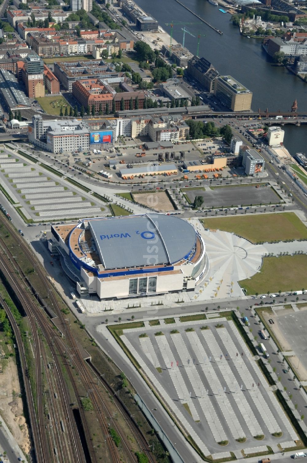 Luftaufnahme Berlin - O2- Arena in Berlin - Friedrichshain