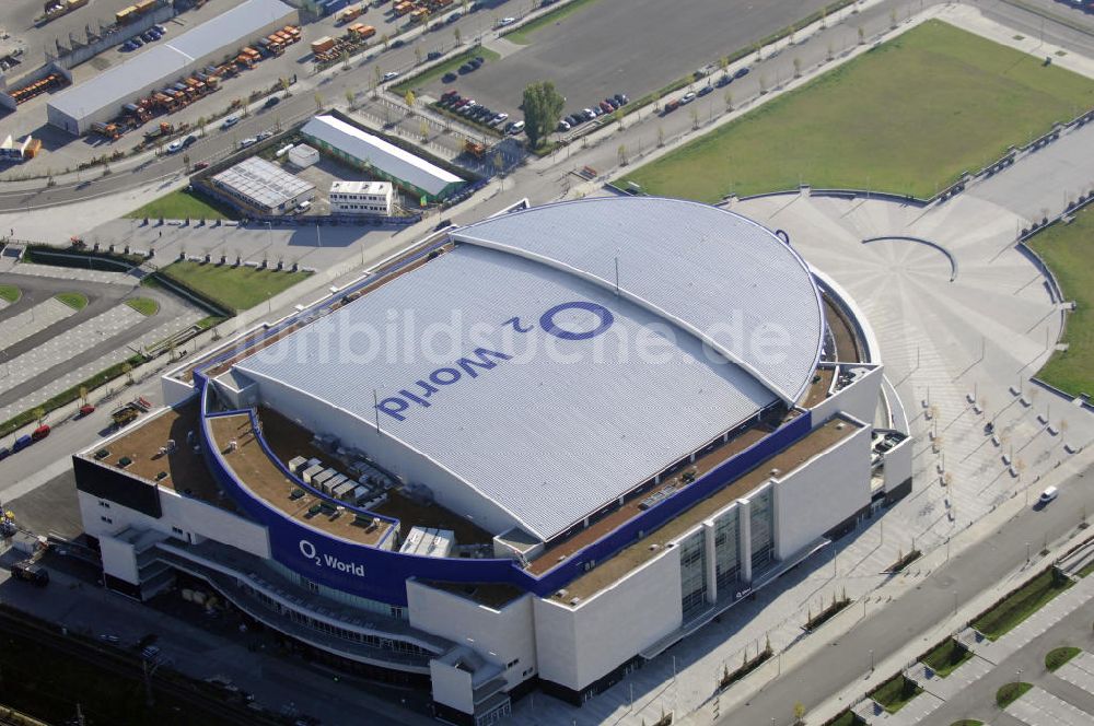 Berlin von oben - O2 World Arena in Berlin Friedrichshain