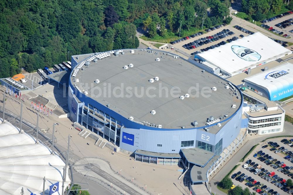 Luftaufnahme Hamburg - O2 World Hamburg (vormals Color Line Arena), eine Multifunktionsarena für sportliche und kulturelle Veranstaltungen in Hamburg