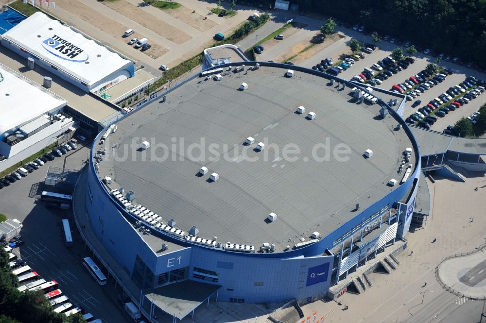 Hamburg aus der Vogelperspektive: O2 World Hamburg (vormals Color Line Arena), eine Multifunktionsarena für sportliche und kulturelle Veranstaltungen in Hamburg