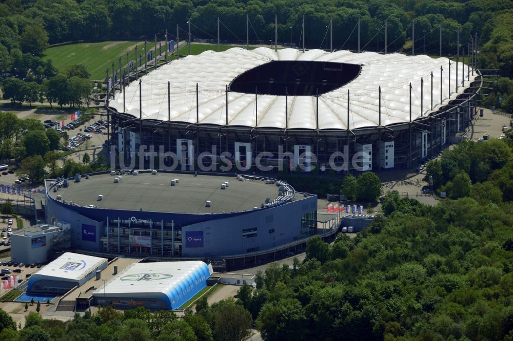 Luftaufnahme Hamburg - O2 World Hamburg (vormals Color Line Arena), eine Multifunktionsarena für sportliche und kulturelle Veranstaltungen in Hamburg