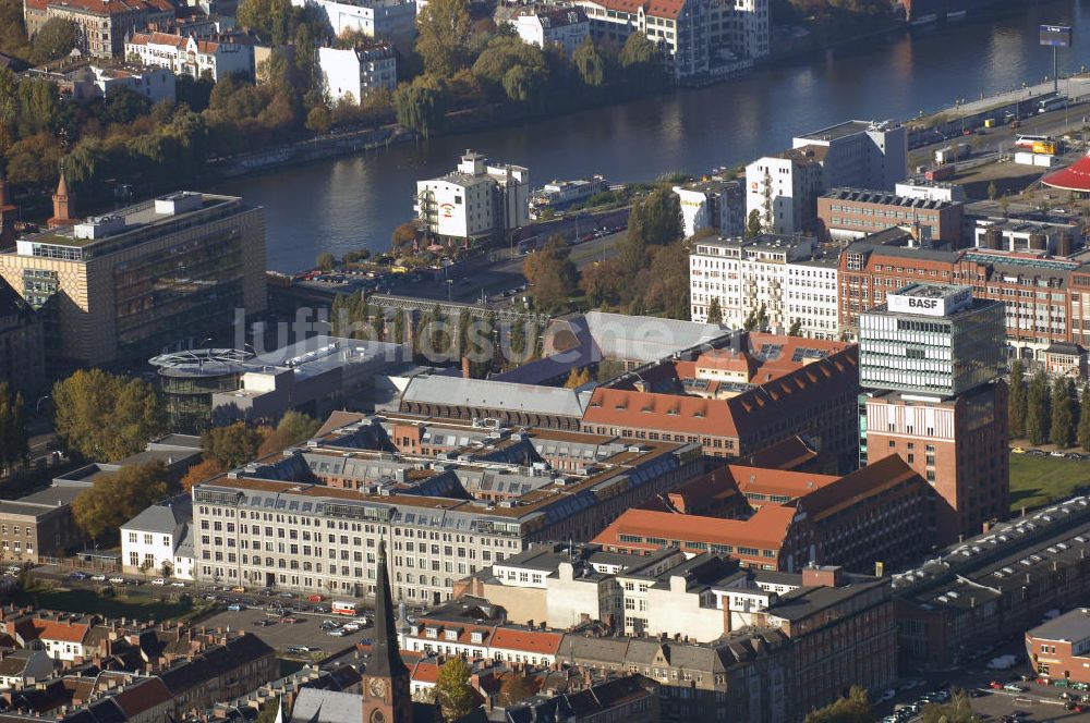 Berlin aus der Vogelperspektive: Oberbaum-City im Ortsteil Berlin-Friedrichshain