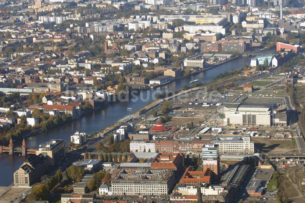 Luftaufnahme Berlin - Oberbaum-City im Ortsteil Berlin-Friedrichshain