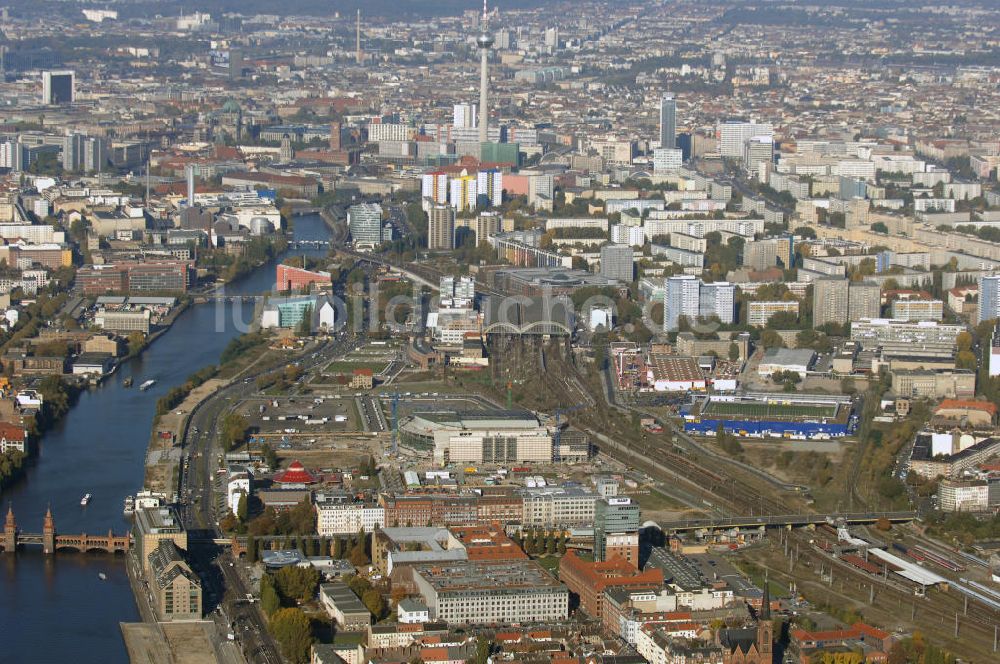 Berlin aus der Vogelperspektive: Oberbaum-City im Ortsteil Berlin-Friedrichshain