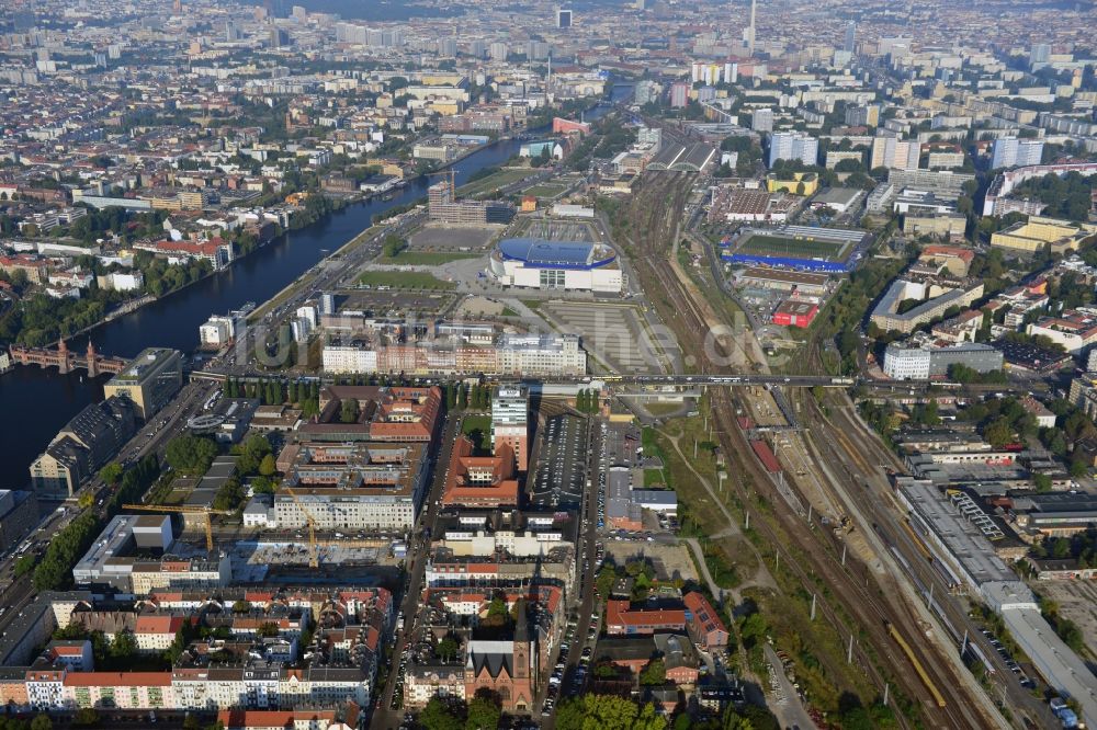 Berlin von oben - Oberbaum City im Ortsteil Friedrichshain in Berlin