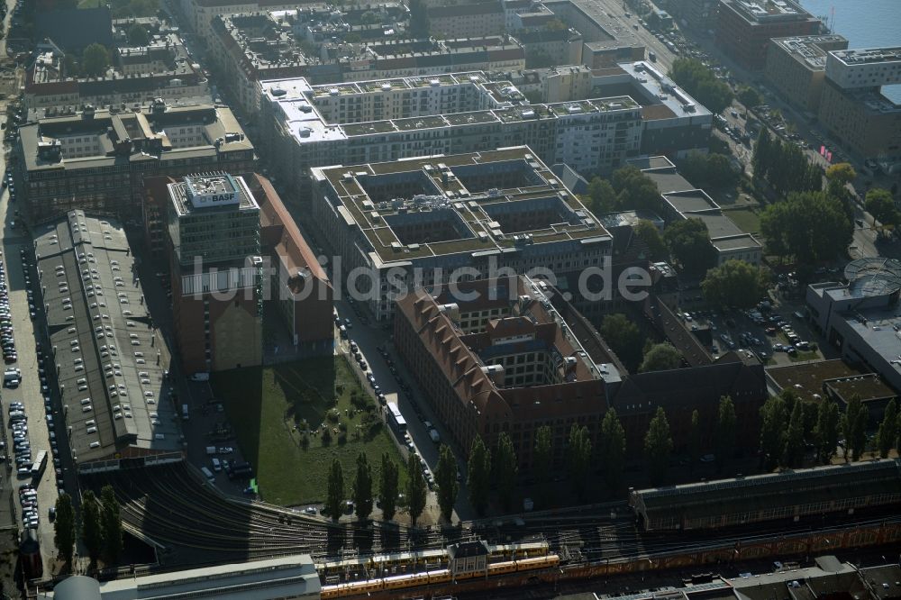 Berlin von oben - Oberbaum City im Ortsteil Friedrichshain in Berlin