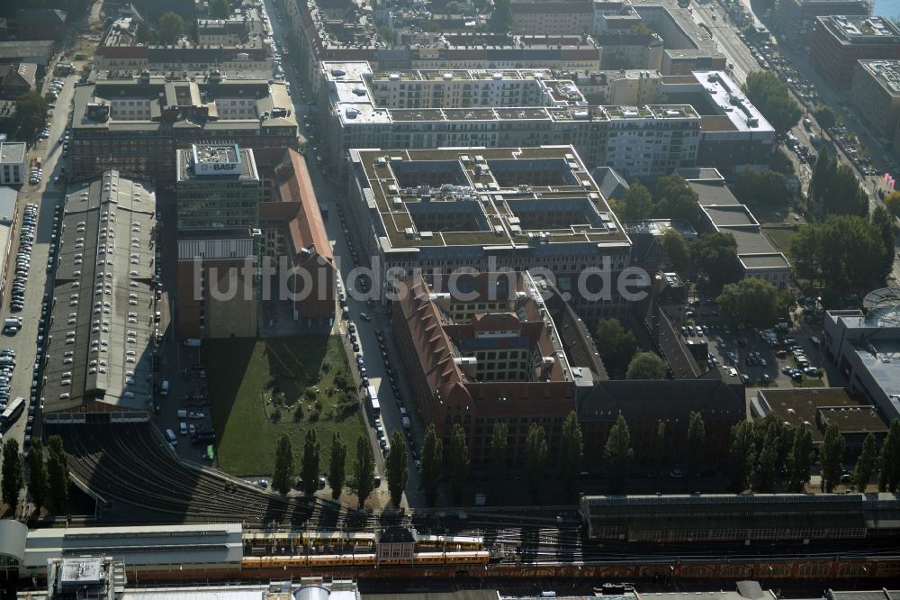 Luftaufnahme Berlin - Oberbaum City im Ortsteil Friedrichshain in Berlin