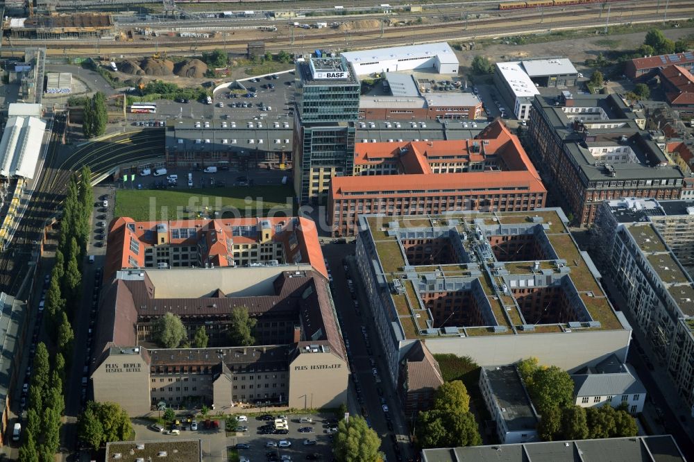 Berlin aus der Vogelperspektive: Oberbaum City im Ortsteil Friedrichshain in Berlin