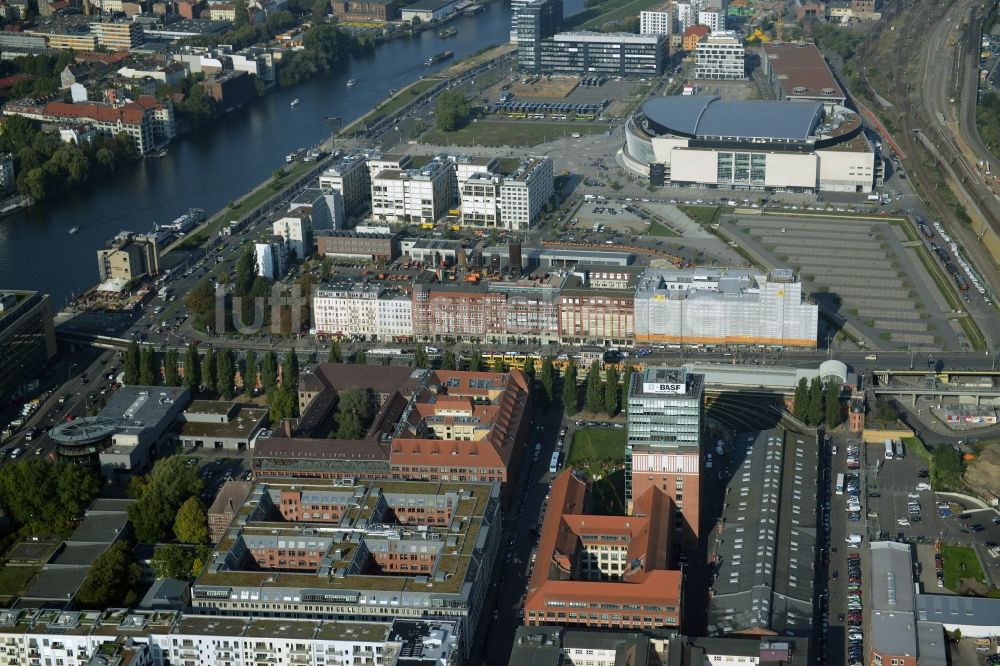 Berlin aus der Vogelperspektive: Oberbaum City im Ortsteil Friedrichshain in Berlin