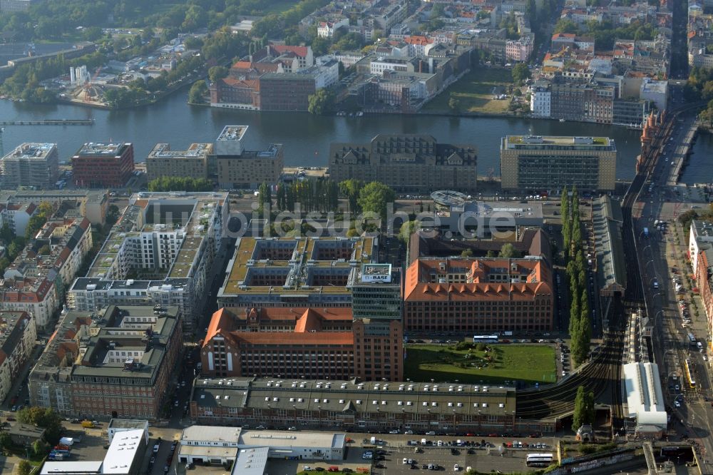 Berlin von oben - Oberbaum City im Ortsteil Friedrichshain in Berlin