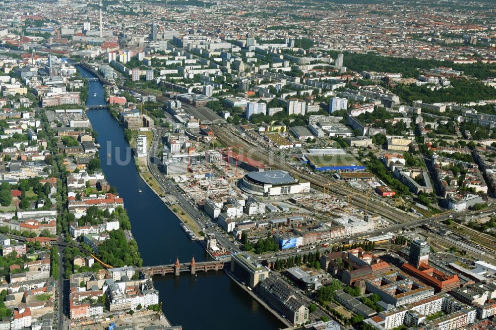 Berlin aus der Vogelperspektive: Oberbaum City im Ortsteil Friedrichshain in Berlin