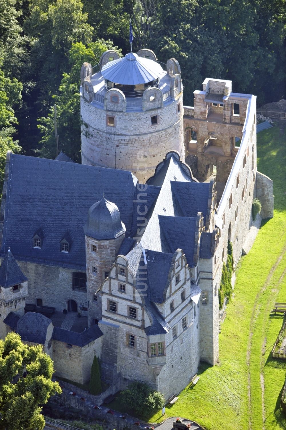 Kranichfeld von oben - Oberschloss Kranichfeld im Bundesland Thüringen