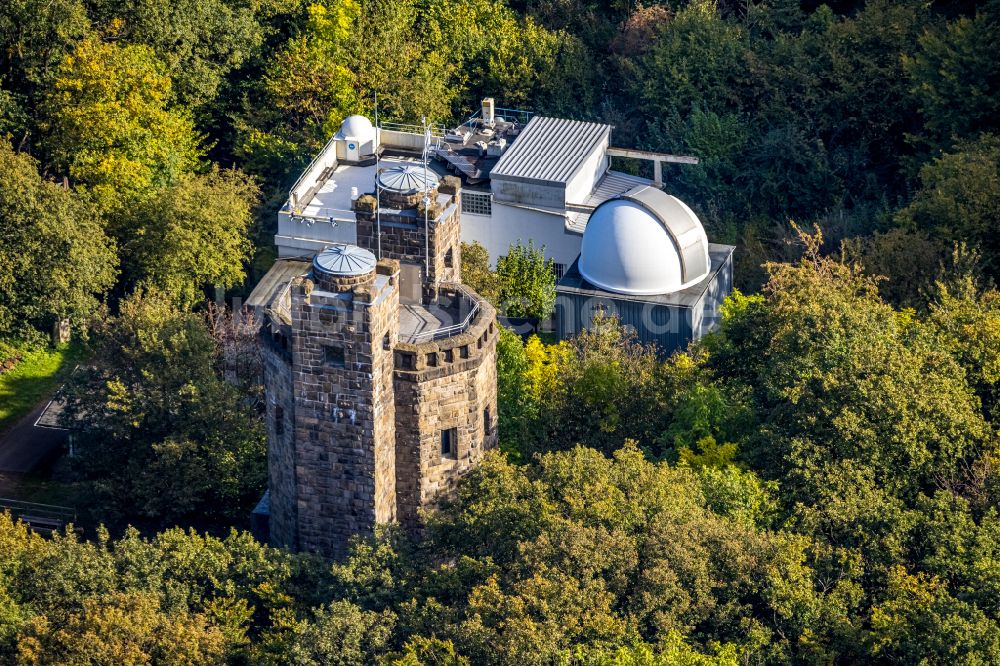 Hagen von oben - Observatorium und Planetariums- Kuppelbau- Gebäudekomplex der Volkssternwarte Hagen in Hagen im Bundesland Nordrhein-Westfalen