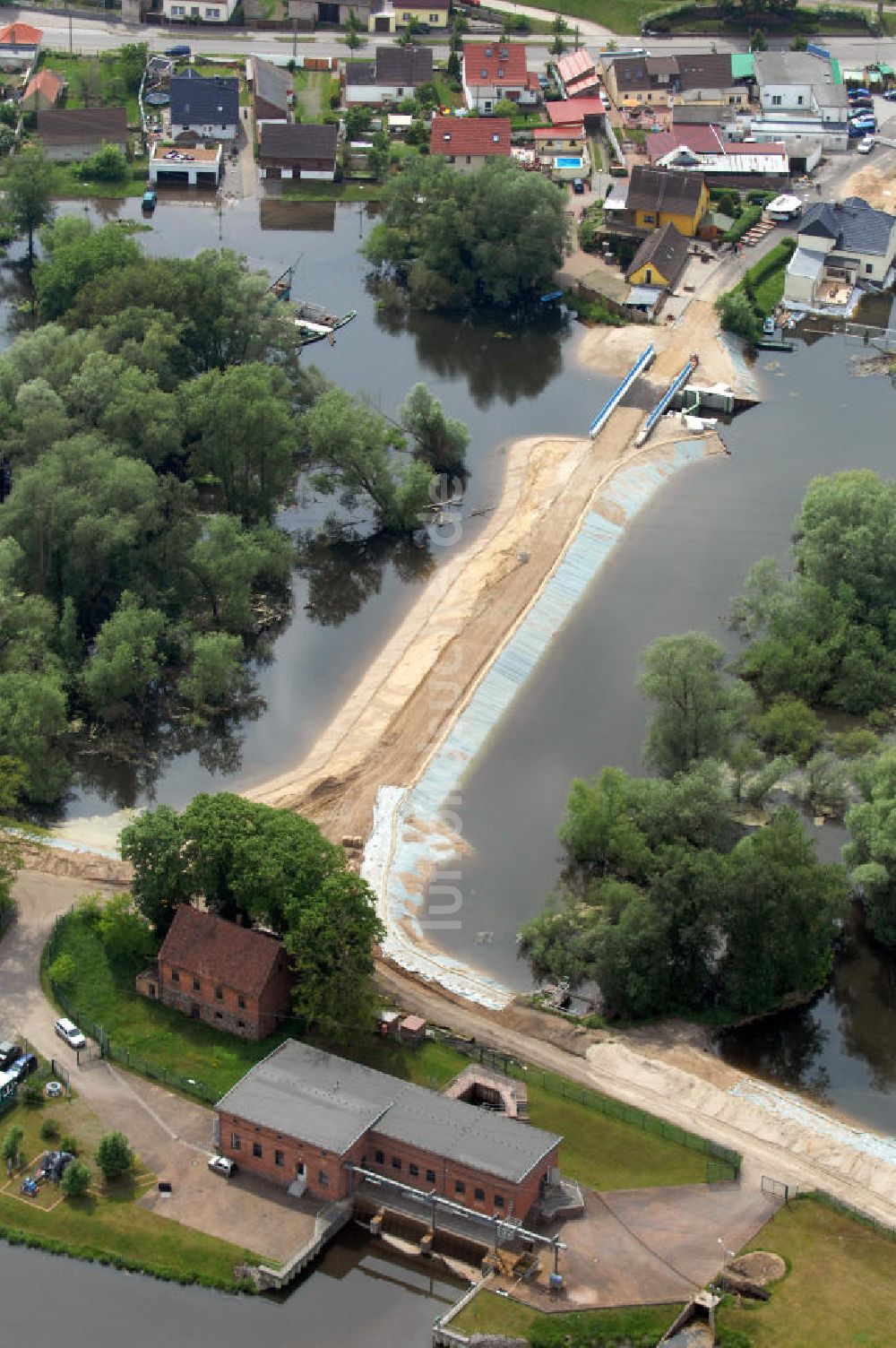 Brieskow-Finkenheerd aus der Vogelperspektive: Oder Hochwasser in Brieskow-Finkenheerd in Brandenburg