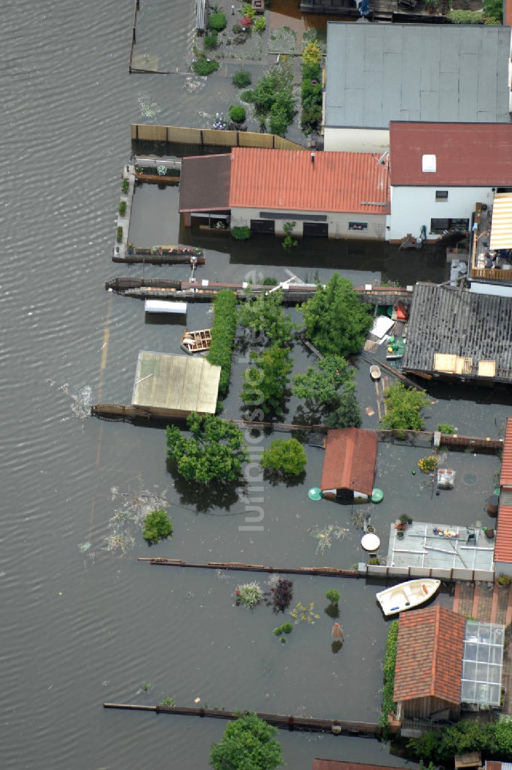 Luftbild Eisenhüttenstadt - Oderhochwasser 2010 in Eisenhüttenstadt im Bundesland Brandenburg