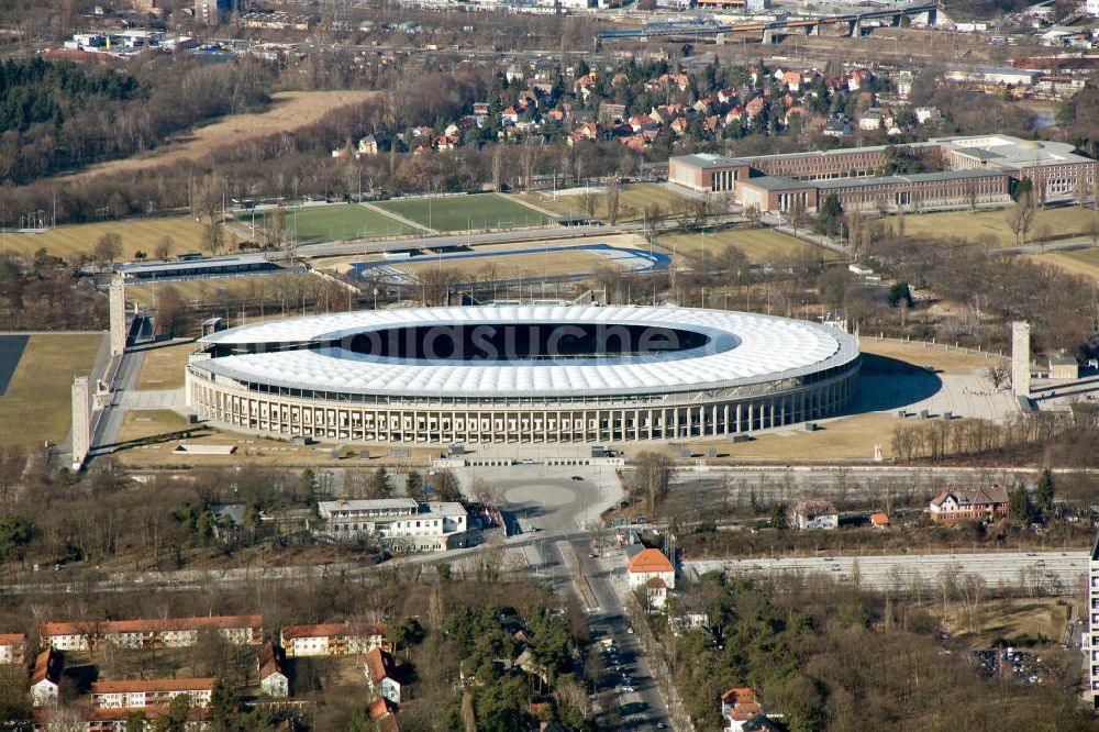 Luftaufnahme Berlin - Olympiastadion in Berlin