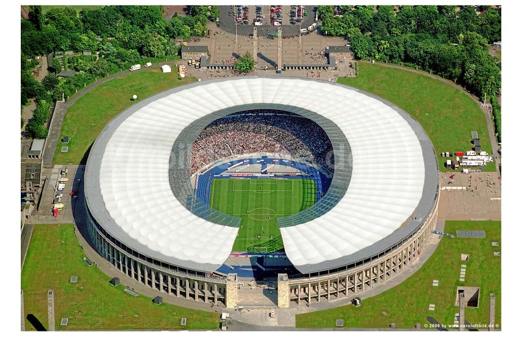 Berlin von oben - Olympiastadion Berlin