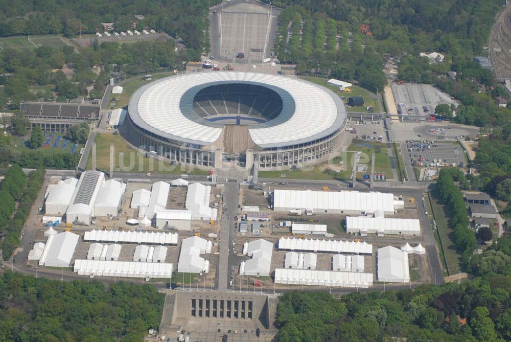 Luftaufnahme Berlin - Olympiastadion Berlin vor der Fußballweltmeisterschaft