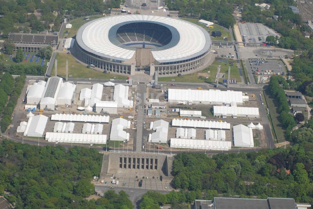 Berlin von oben - Olympiastadion Berlin vor der Fußballweltmeisterschaft