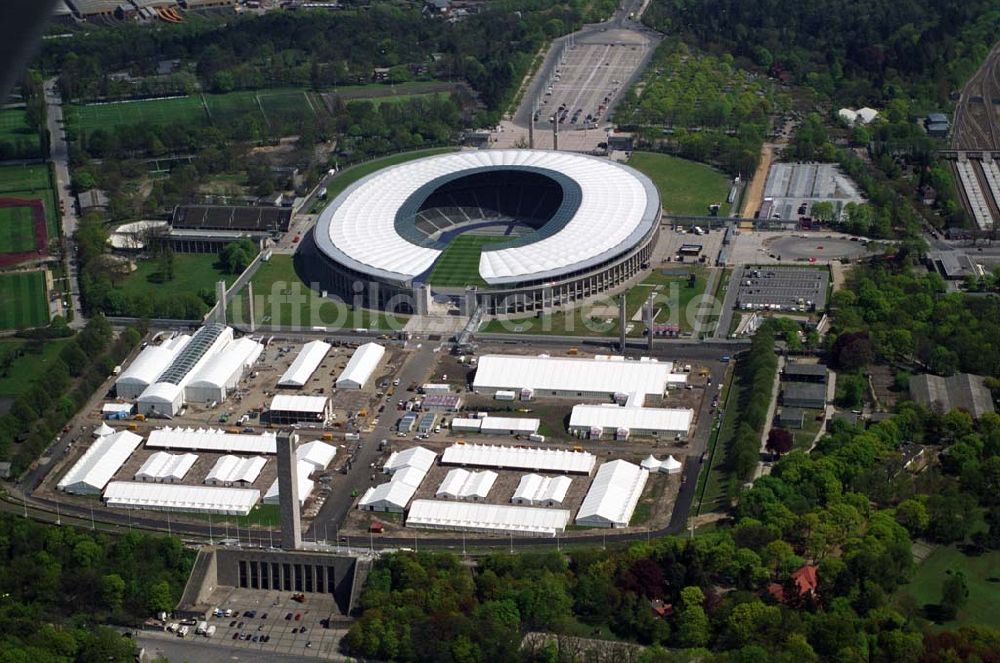 Berlin aus der Vogelperspektive: Olympiastadion Berlin vor der Fußballweltmeisterschaft