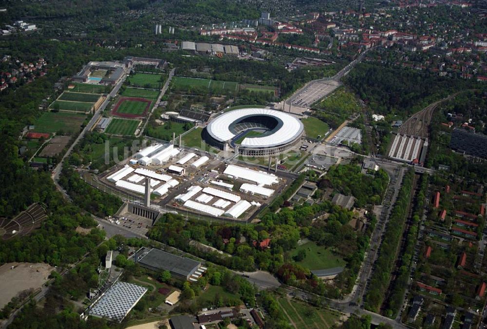 Luftbild Berlin - Olympiastadion Berlin vor der Fußballweltmeisterschaft