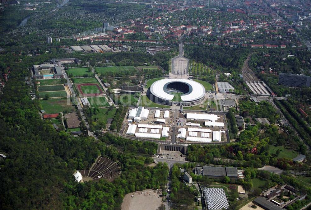 Luftbild Berlin - Olympiastadion Berlin vor der Fußballweltmeisterschaft