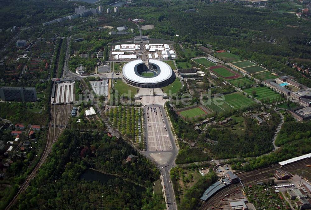 Berlin aus der Vogelperspektive: Olympiastadion Berlin vor der Fußballweltmeisterschaft