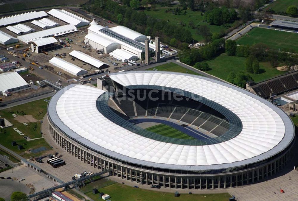 Luftbild Berlin - Olympiastadion Berlin vor der Fußballweltmeisterschaft