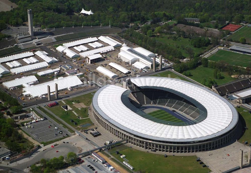 Berlin aus der Vogelperspektive: Olympiastadion Berlin vor der Fußballweltmeisterschaft