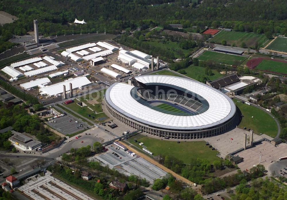 Luftbild Berlin - Olympiastadion Berlin vor der Fußballweltmeisterschaft