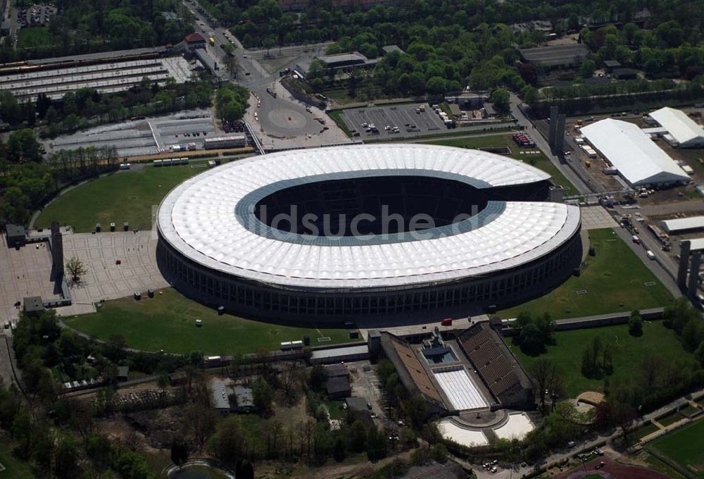 Luftbild Berlin - Olympiastadion Berlin vor der Fußballweltmeisterschaft