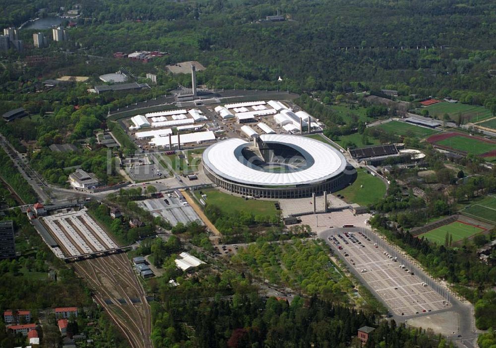 Berlin aus der Vogelperspektive: Olympiastadion Berlin vor der Fußballweltmeisterschaft