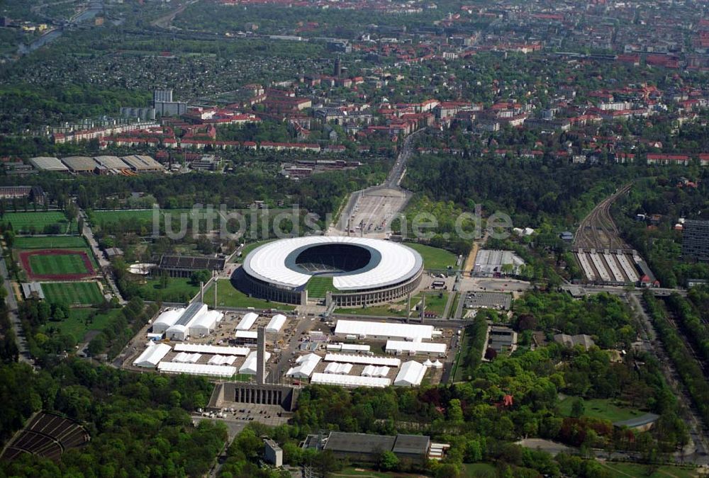 Luftaufnahme Berlin - Olympiastadion Berlin vor der Fußballweltmeisterschaft