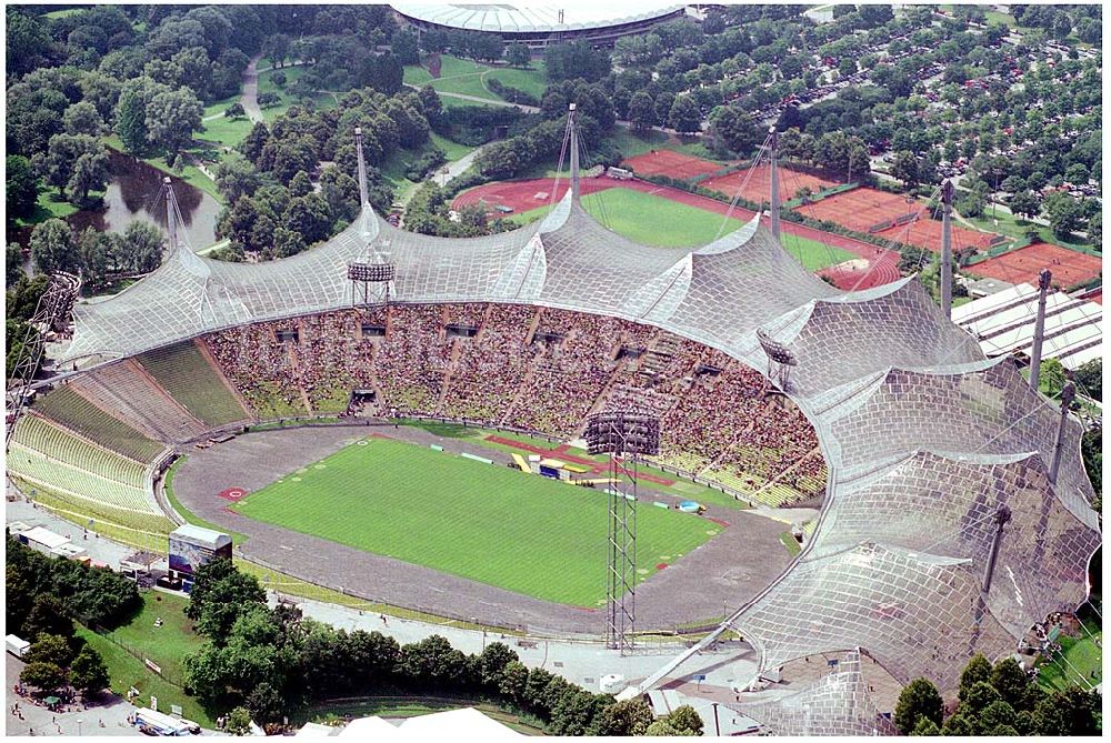 München von oben - Olympiastadion in München